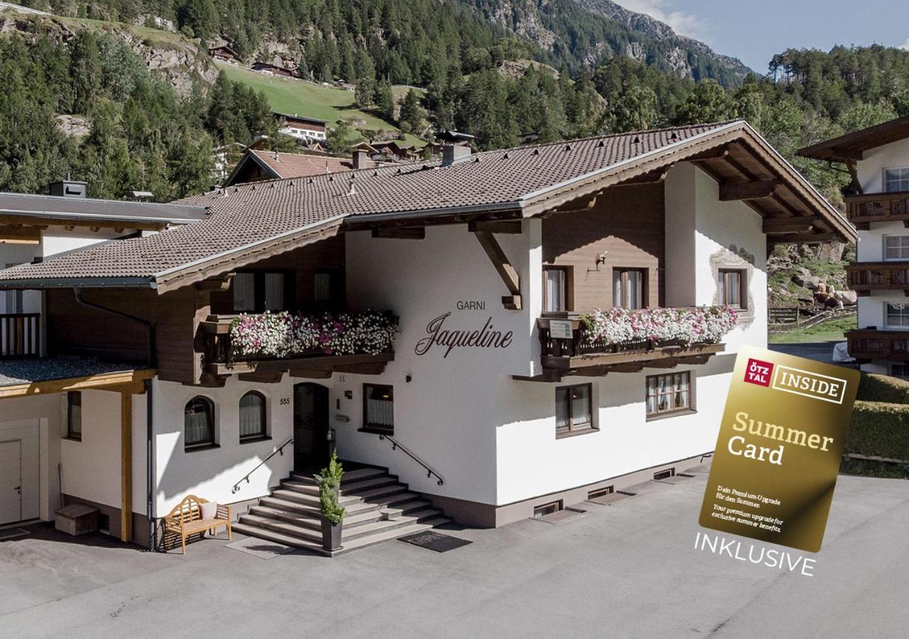 Jaqueline Couette-café Sölden